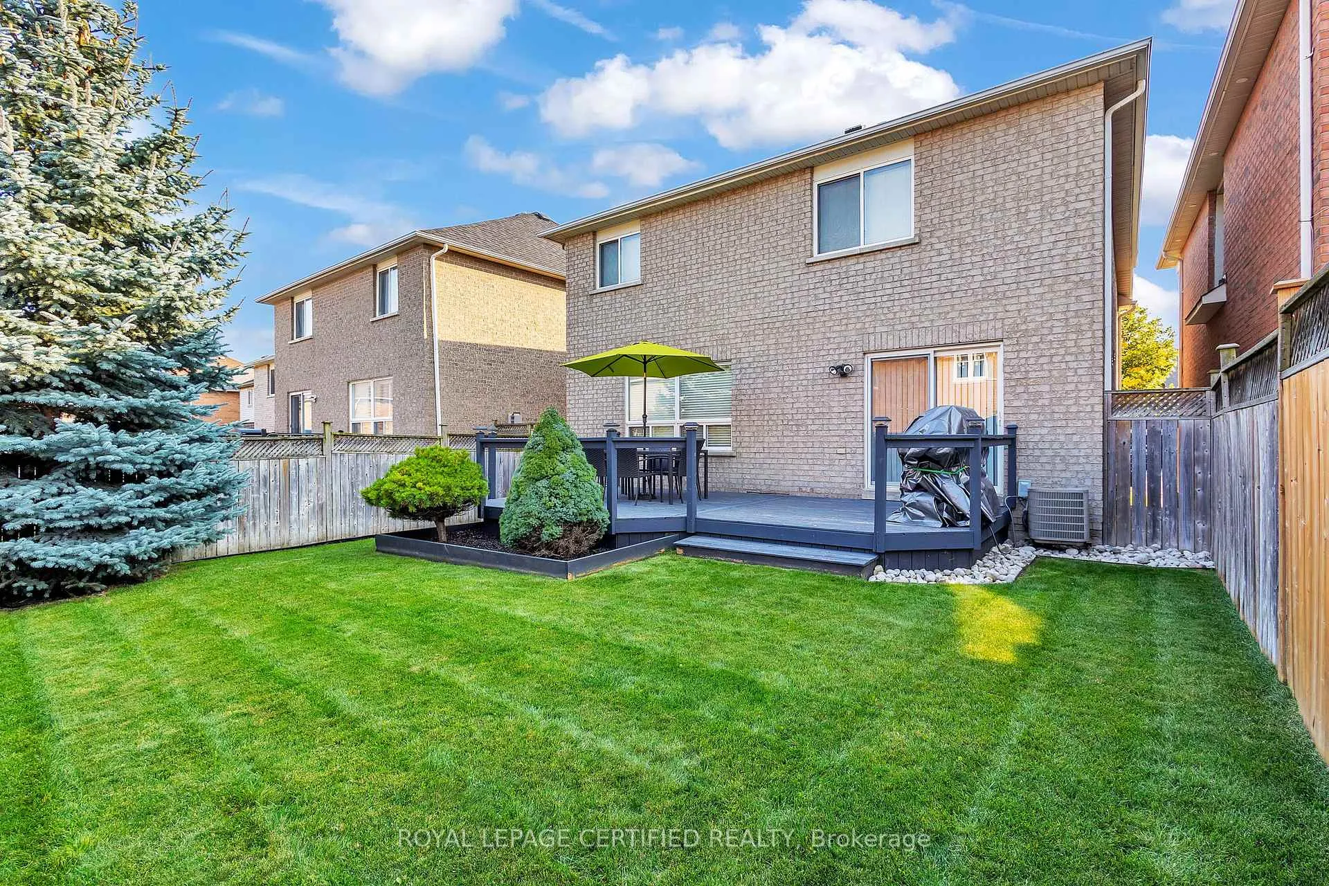 Photo 28 of 363 Edenbrook Hill Drive, Brampton, Fletcher's Meadow — HOMEH