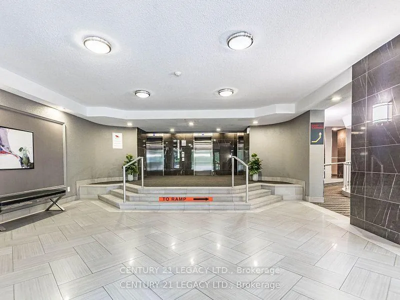 Photo 3 of Unit 1402, 8 Lisa Street E, Brampton, Queen Street Corridor — HOMEH