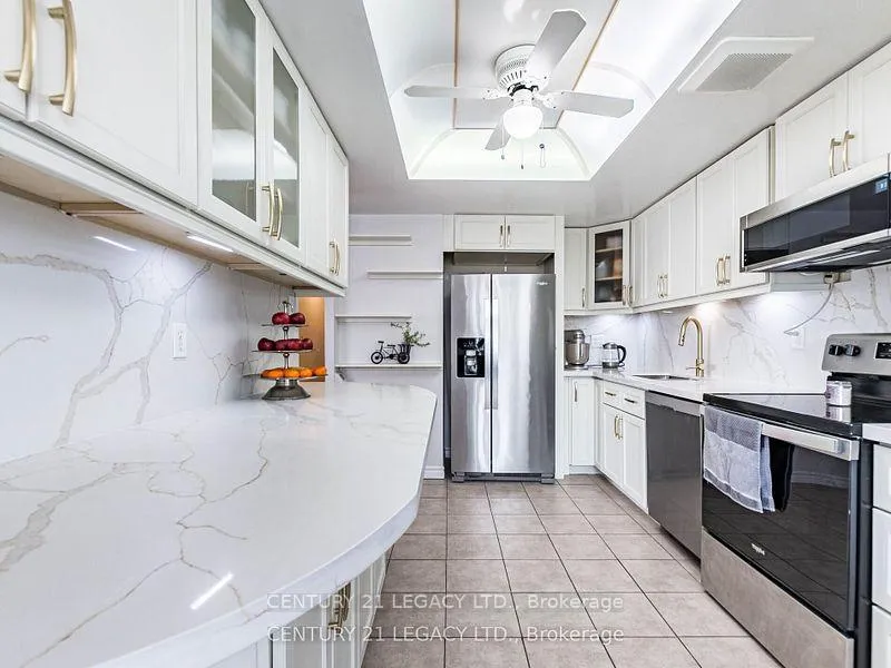 Photo 18 of Unit 1402, 8 Lisa Street E, Brampton, Queen Street Corridor — HOMEH