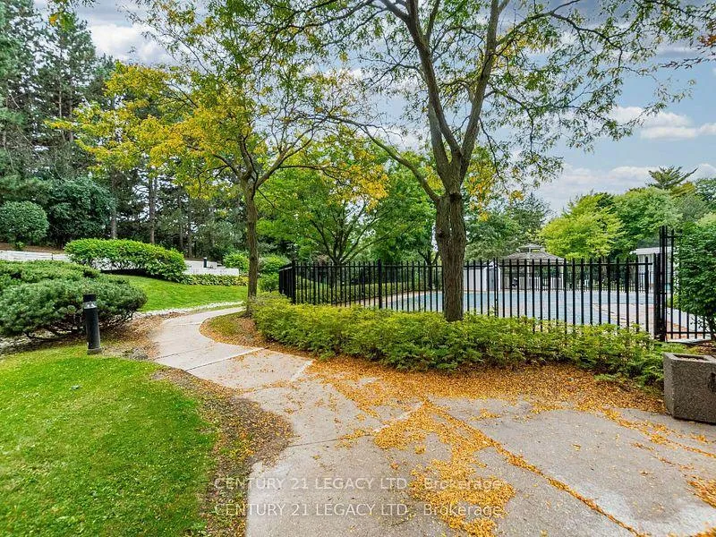Photo 34 of Unit 1402, 8 Lisa Street E, Brampton, Queen Street Corridor — HOMEH
