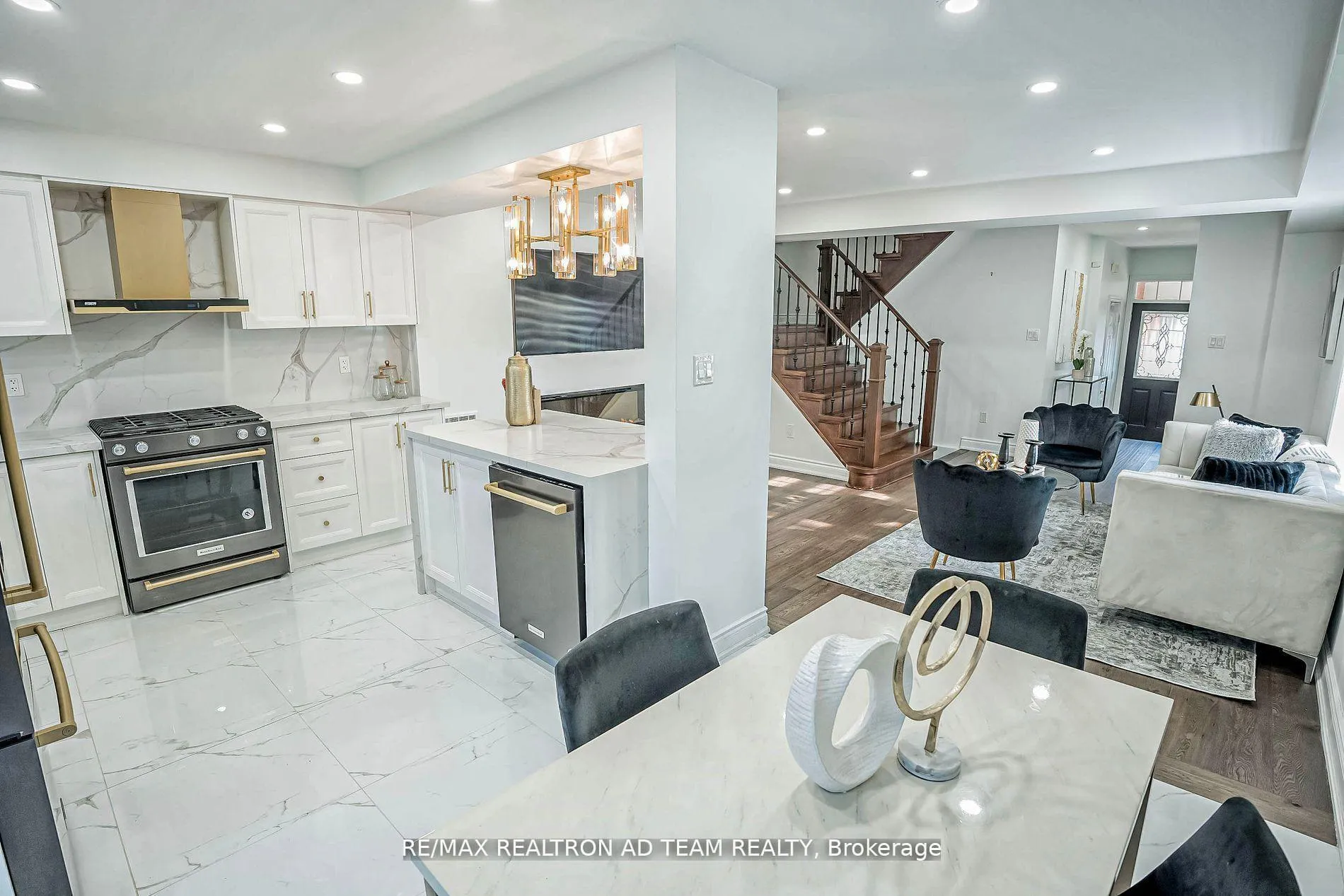 Photo 16 of 10 Tozer Crescent, Ajax, Northwest Ajax — HOMEH