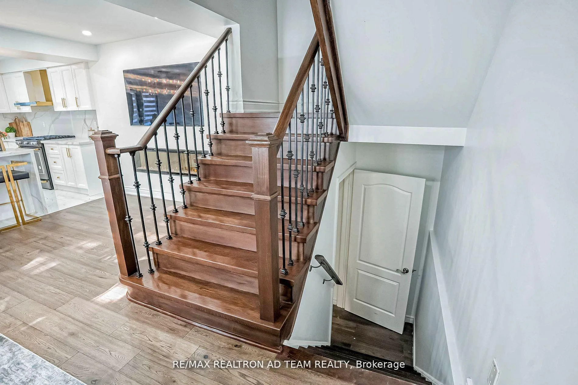 Photo 17 of 10 Tozer Crescent, Ajax, Northwest Ajax — HOMEH