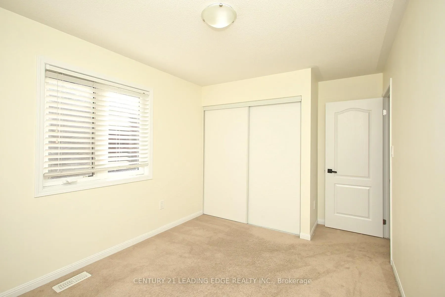 Photo 6 of 1810 Parkhurst Crescent, Pickering, Duffin Heights — HOMEH