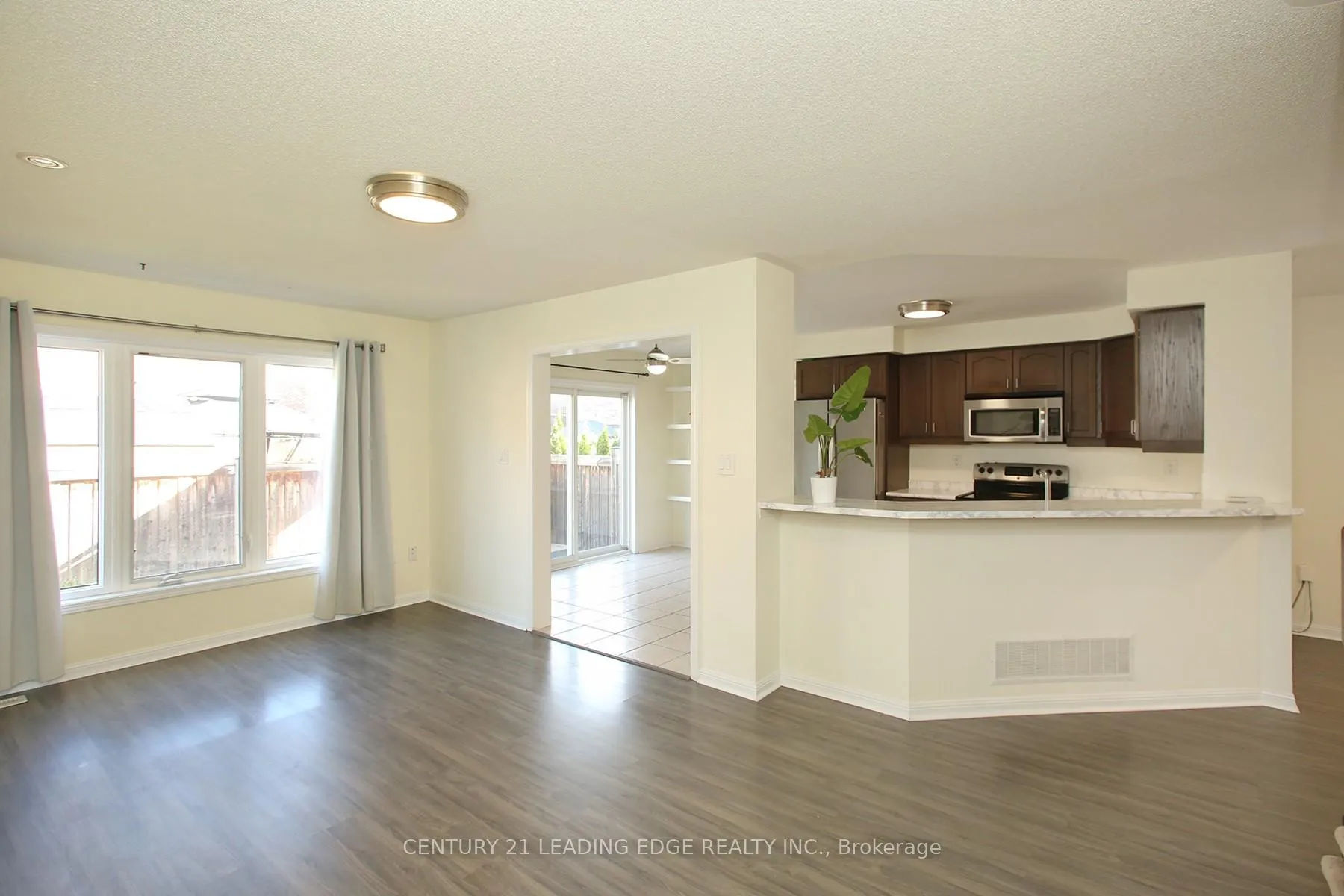 Photo 14 of 1810 Parkhurst Crescent, Pickering, Duffin Heights — HOMEH