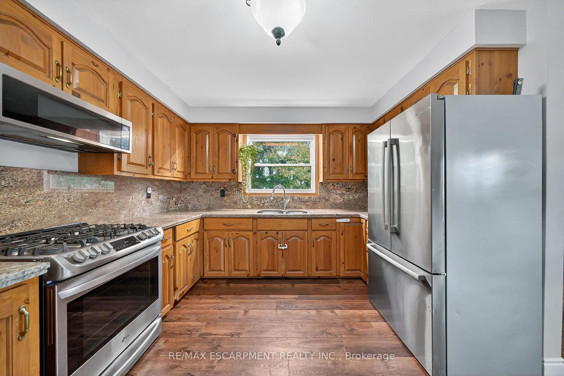 Photo 14 of 1489 Norfolk County Rd 19 E, Norfolk, Wilsonville — HOMEH