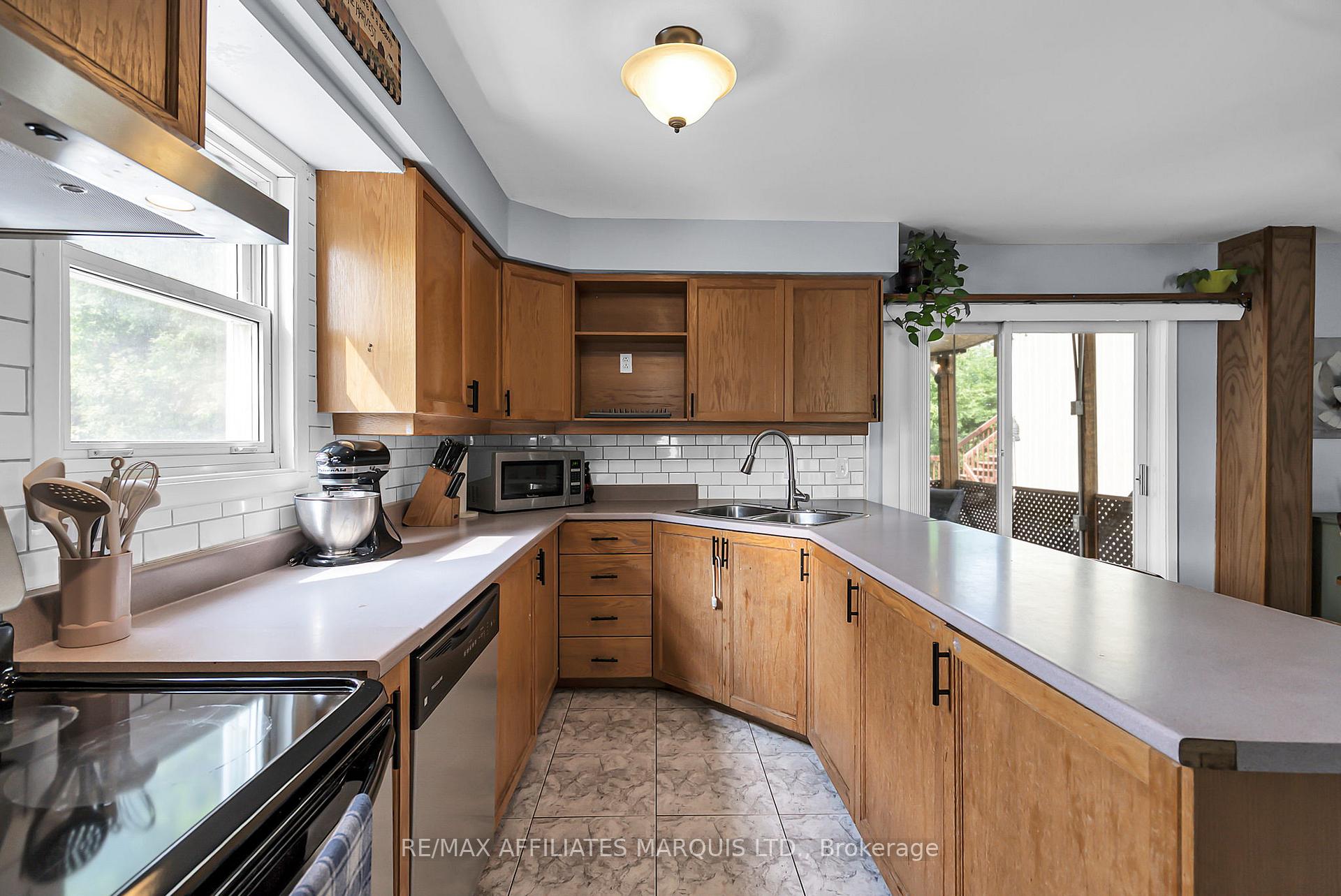 Photo 14 of 734 Marlborough Street, Cornwall — HOMEH