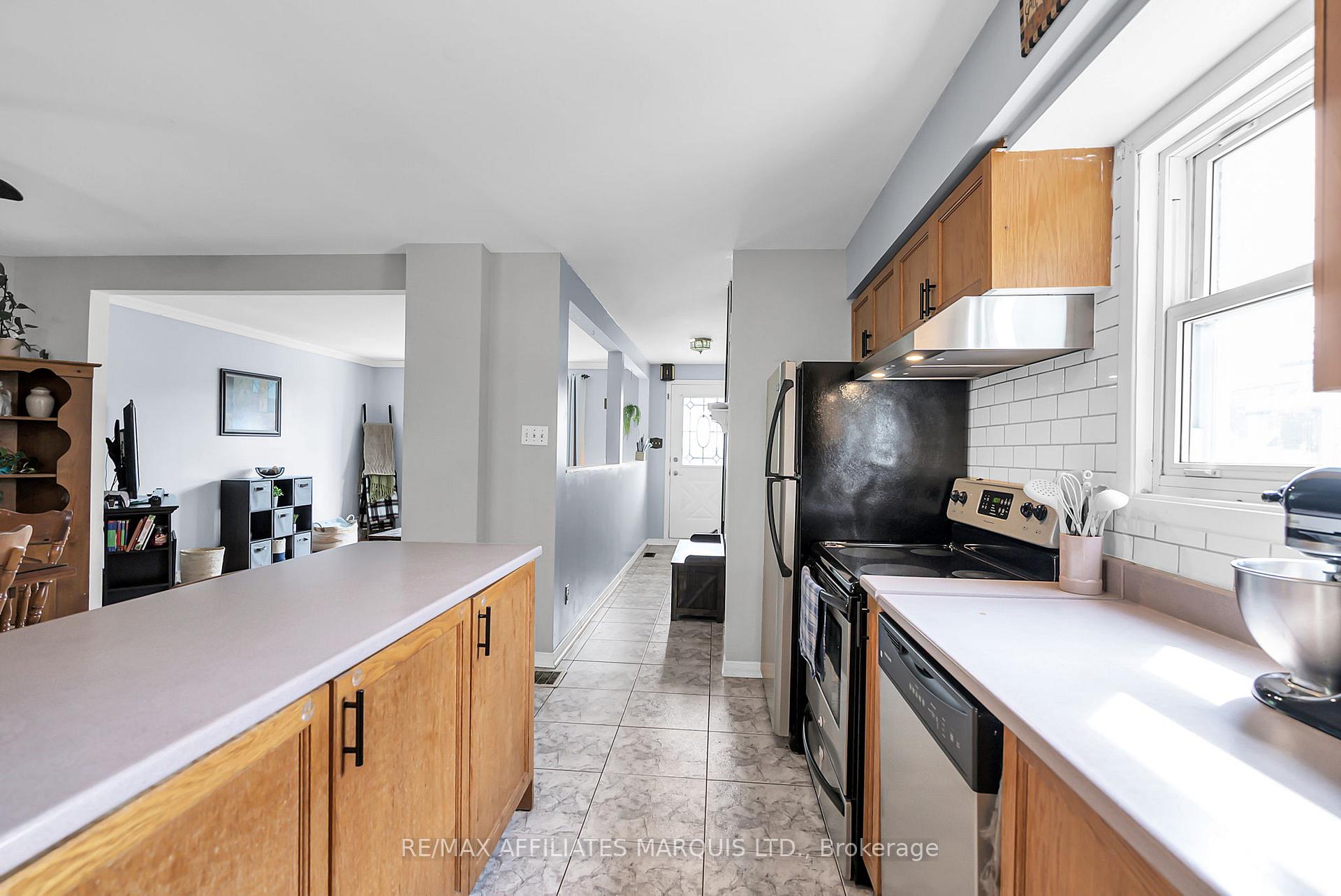 Photo 15 of 734 Marlborough Street, Cornwall — HOMEH