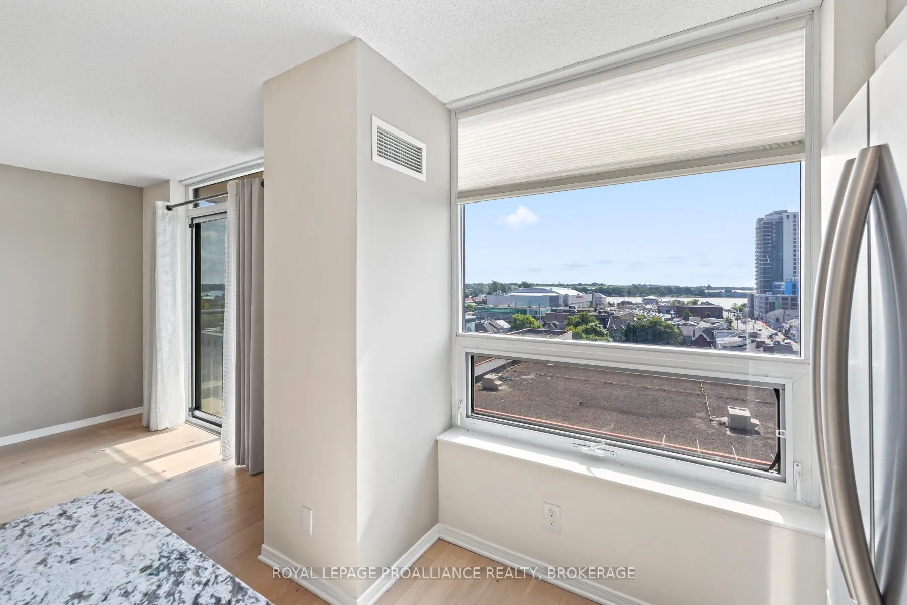 Photo 8 of Unit 709, 121 Queen Street, Kingston, East of Sir John A. Blvd — HOMEH