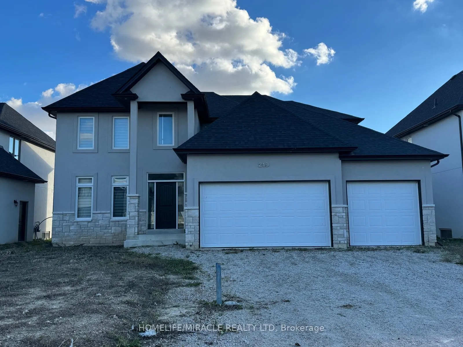 Front of 219 Cowan Court