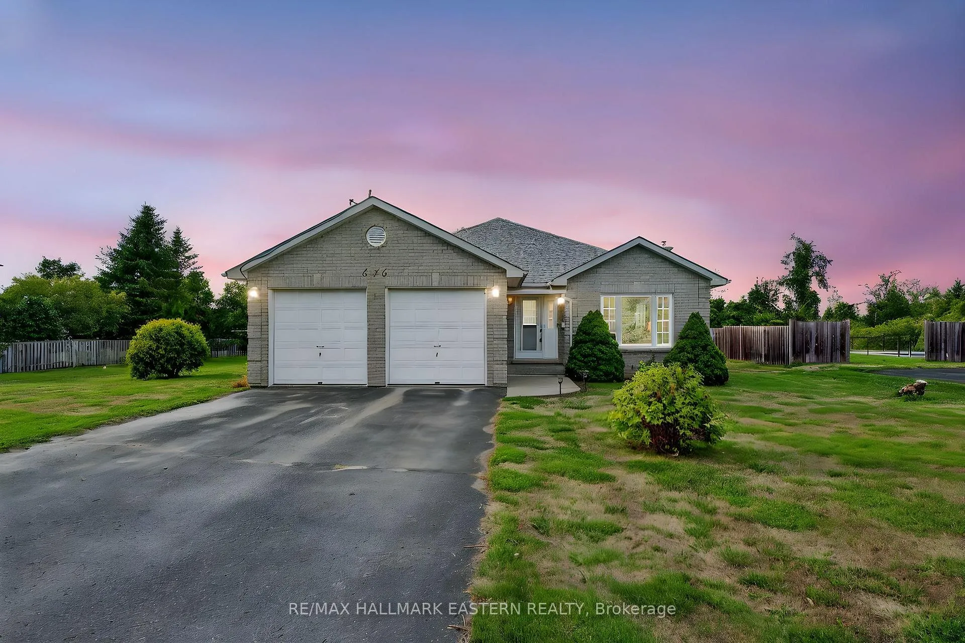 Photo 3 of 676 Towerhill Road, Peterborough, Northcrest Ward 5 — HOMEH
