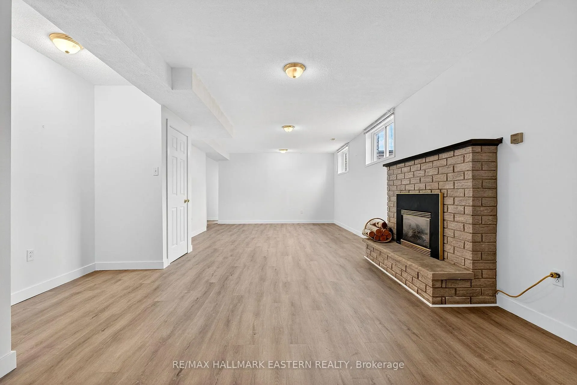 Photo 26 of 676 Towerhill Road, Peterborough, Northcrest Ward 5 — HOMEH