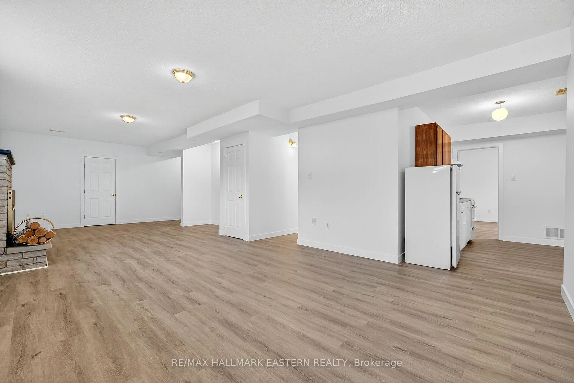 Photo 27 of 676 Towerhill Road, Peterborough, Northcrest Ward 5 — HOMEH