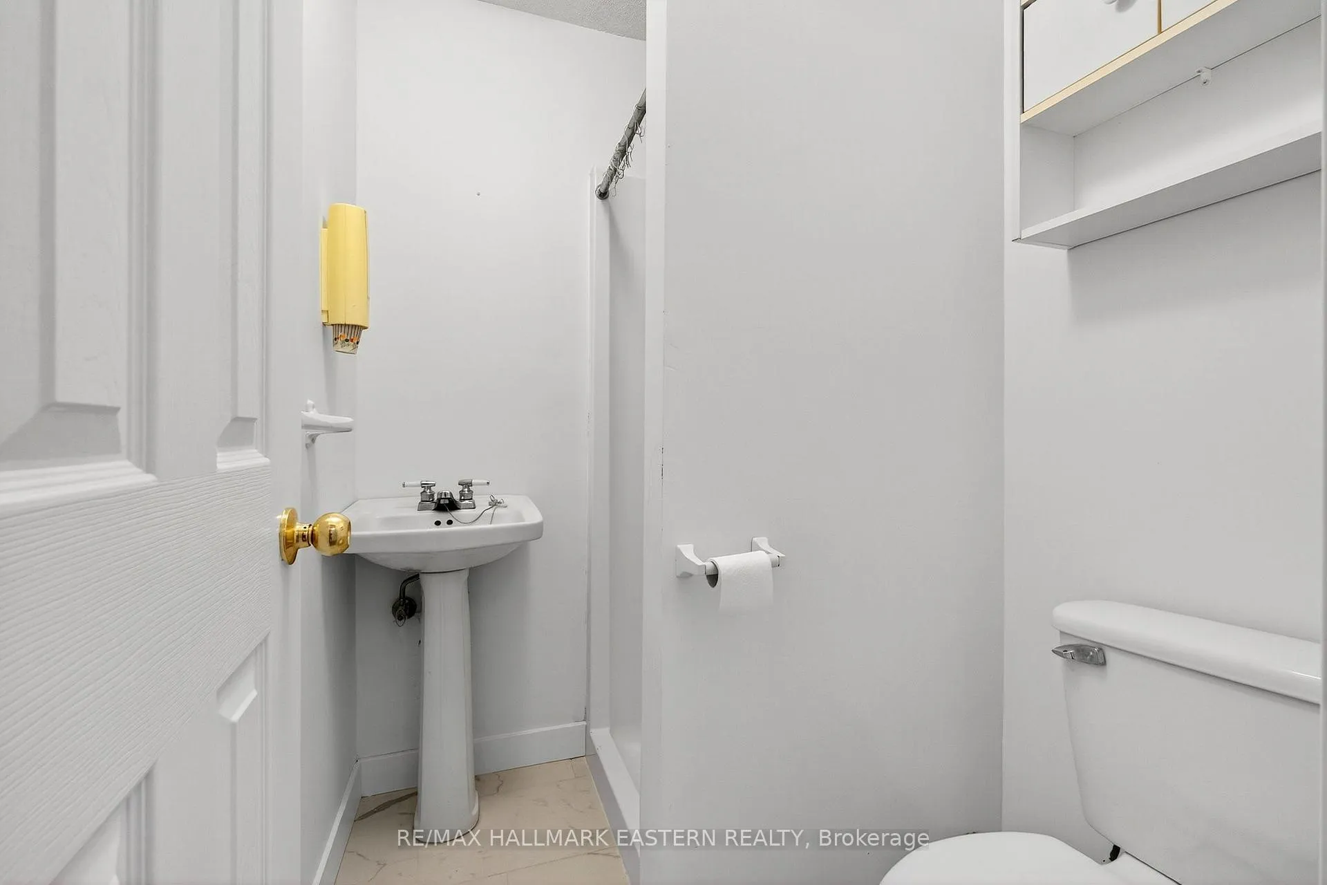 Photo 32 of 676 Towerhill Road, Peterborough, Northcrest Ward 5 — HOMEH