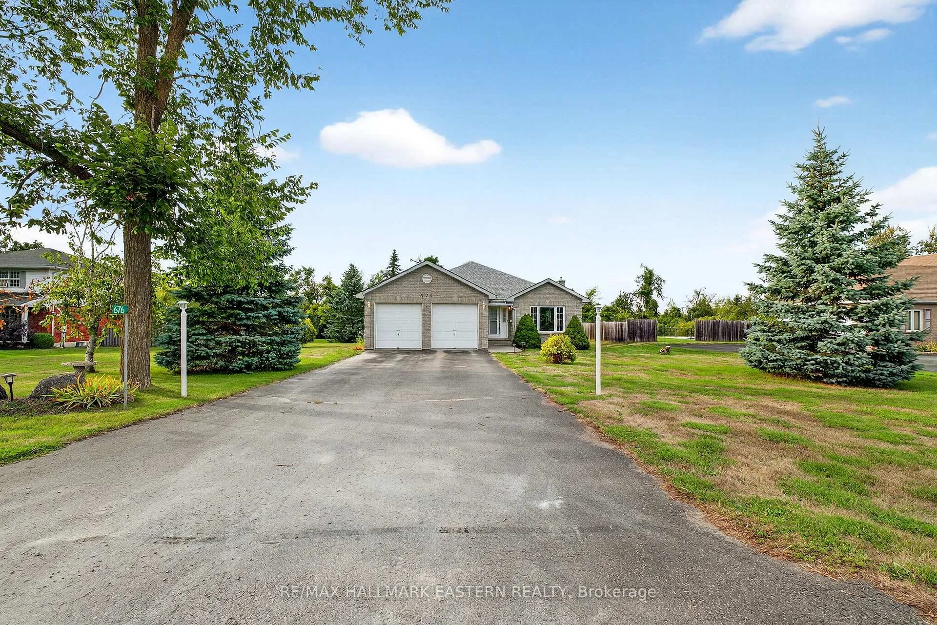 Photo 45 of 676 Towerhill Road, Peterborough, Northcrest Ward 5 — HOMEH