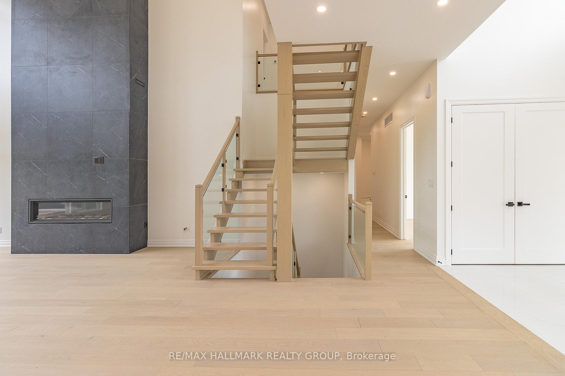 Photo 8 of 511 Shoreway Drive, Ottawa, Greely — HOMEH