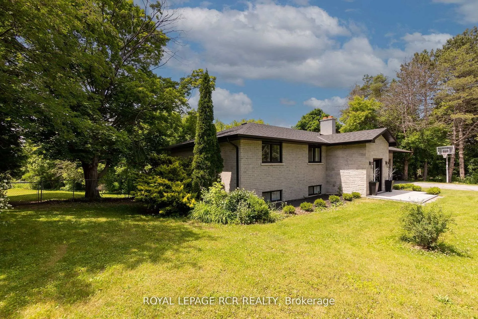 Photo 34 of 8 Cook Drive, King, Pottageville — HOMEH