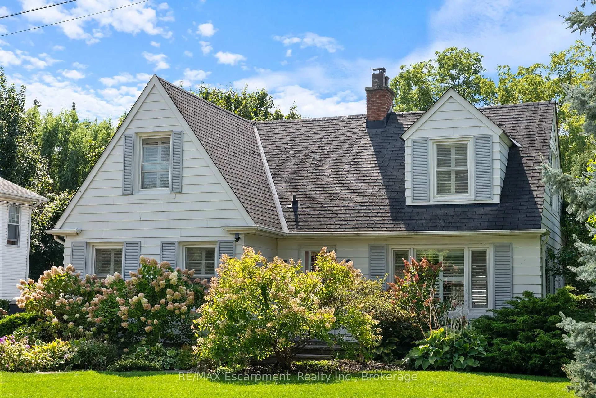 Front of 124 Lydia Avenue