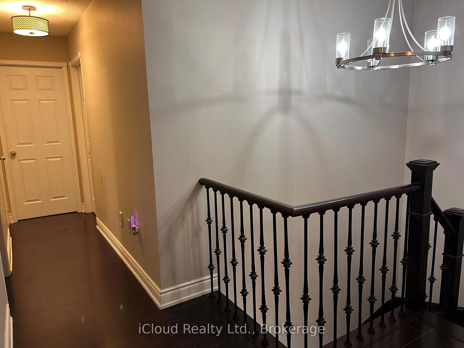Photo 13 of 31 Porchlight Road N, Brampton, Fletcher's Creek Village — HOMEH