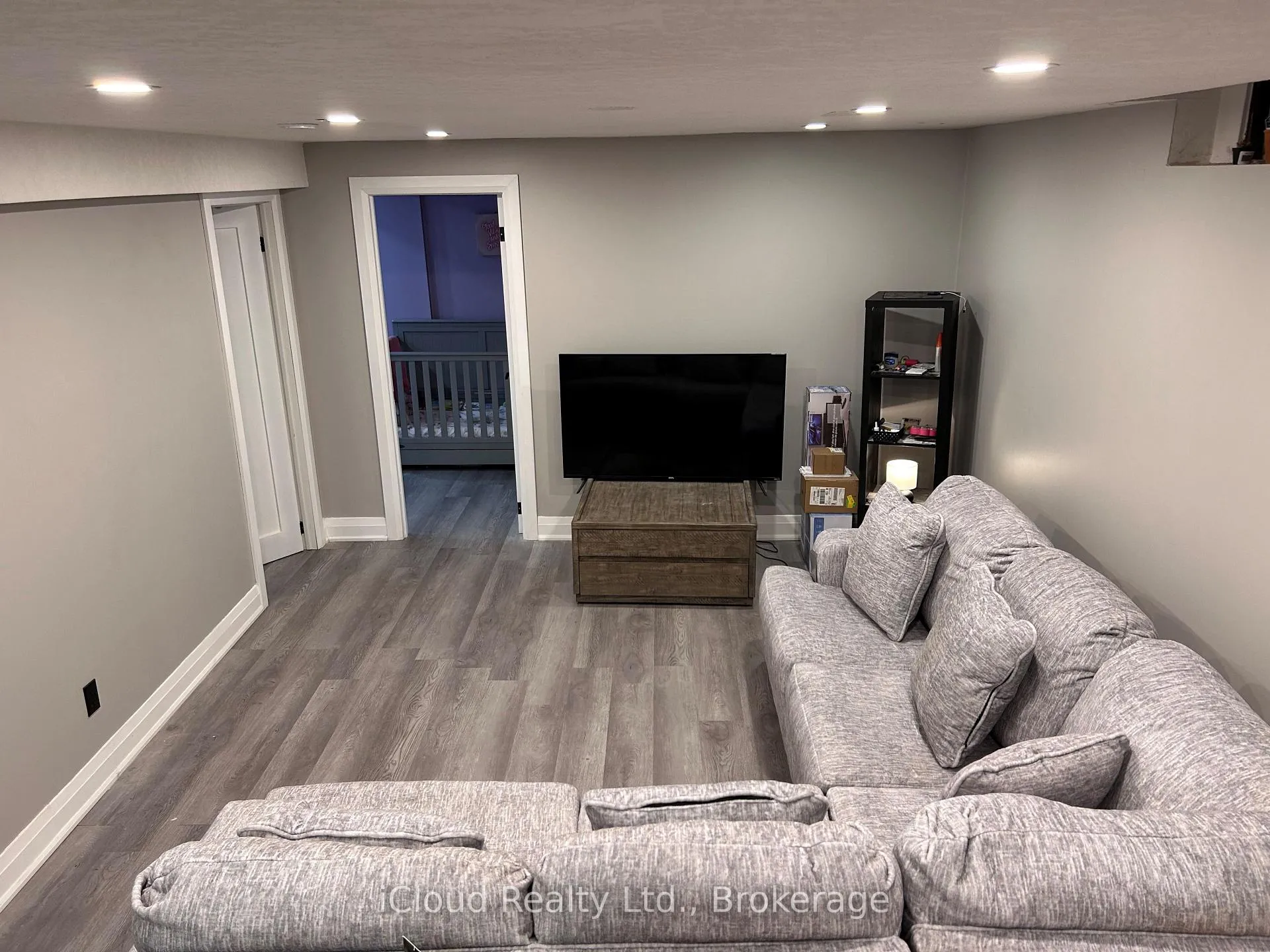 Photo 23 of 31 Porchlight Road N, Brampton, Fletcher's Creek Village — HOMEH