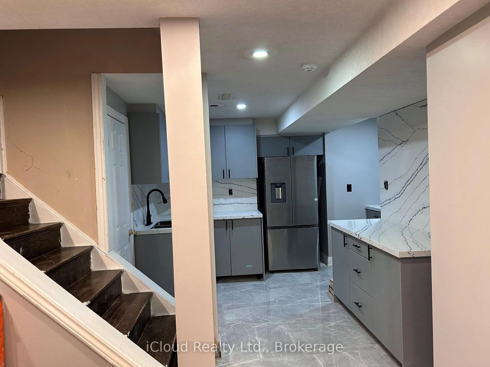 Photo 25 of 31 Porchlight Road N, Brampton, Fletcher's Creek Village — HOMEH