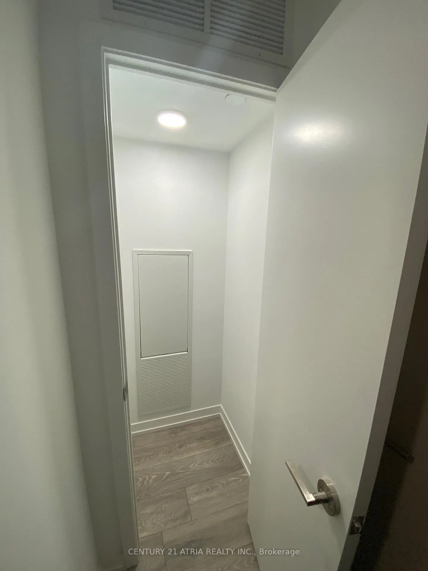 Photo 7 of Unit 829, 2020 Bathurst Street, Toronto, Humewood-Cedarvale — HOMEH