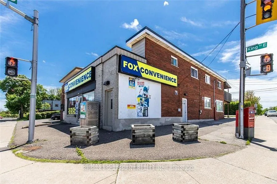 Photo 2 of 2340 King Street E, Hamilton, Bartonville — HOMEH
