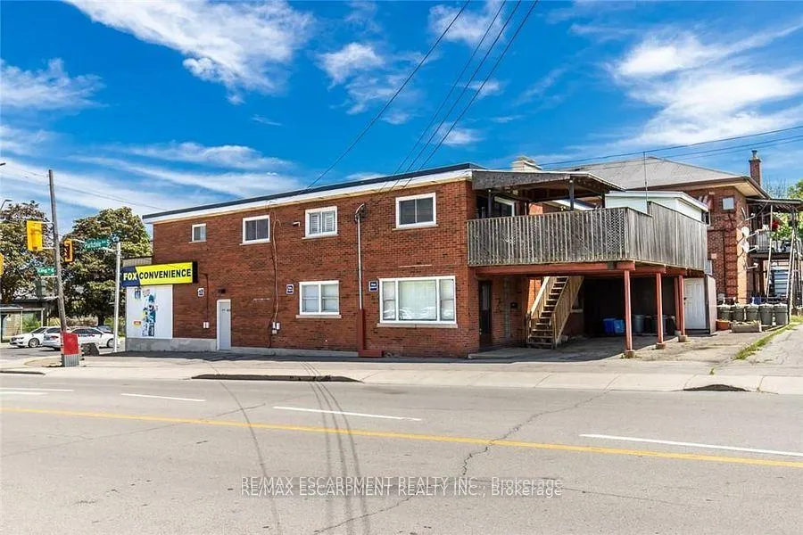 Photo 24 of 2340 King Street E, Hamilton, Bartonville — HOMEH