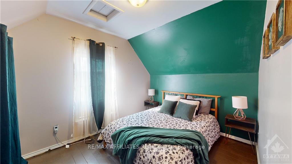 Photo 15 of 130 Henry Street, Edwardsburgh/Cardinal, Town of Cardinal — HOMEH