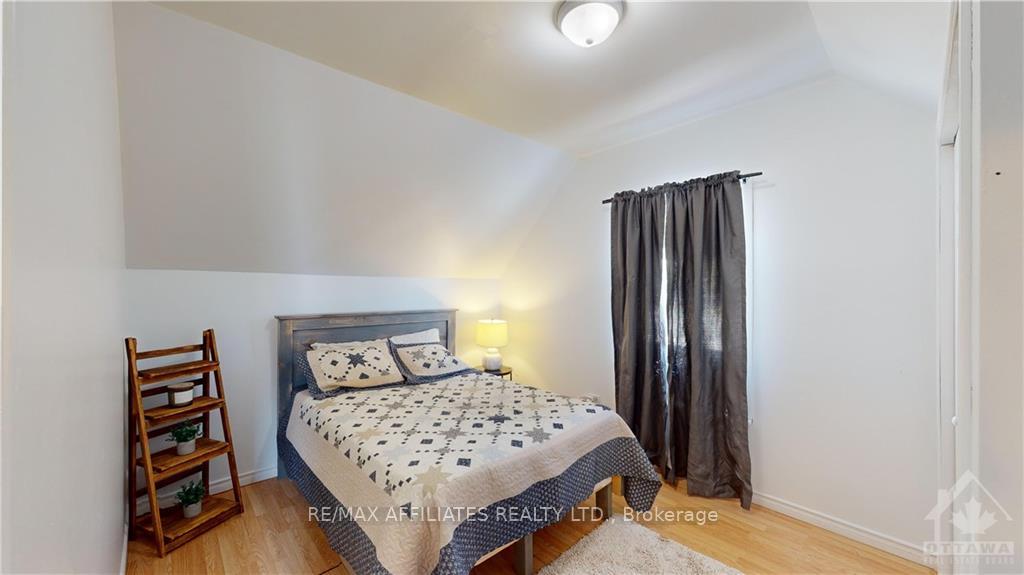 Photo 16 of 130 Henry Street, Edwardsburgh/Cardinal, Town of Cardinal — HOMEH