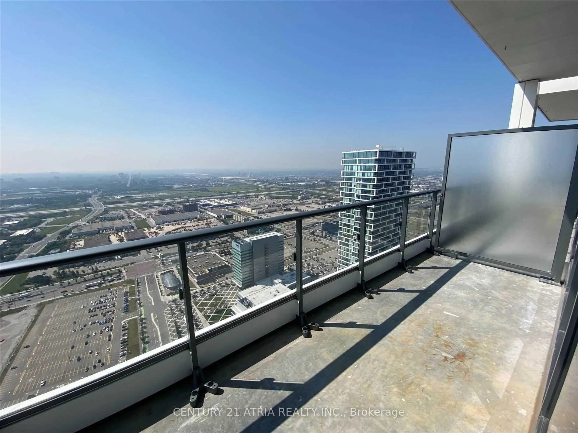 Photo 6 of Unit PH07, 950 Portage Parkway, Vaughan, Vaughan Corporate Centre — HOMEH