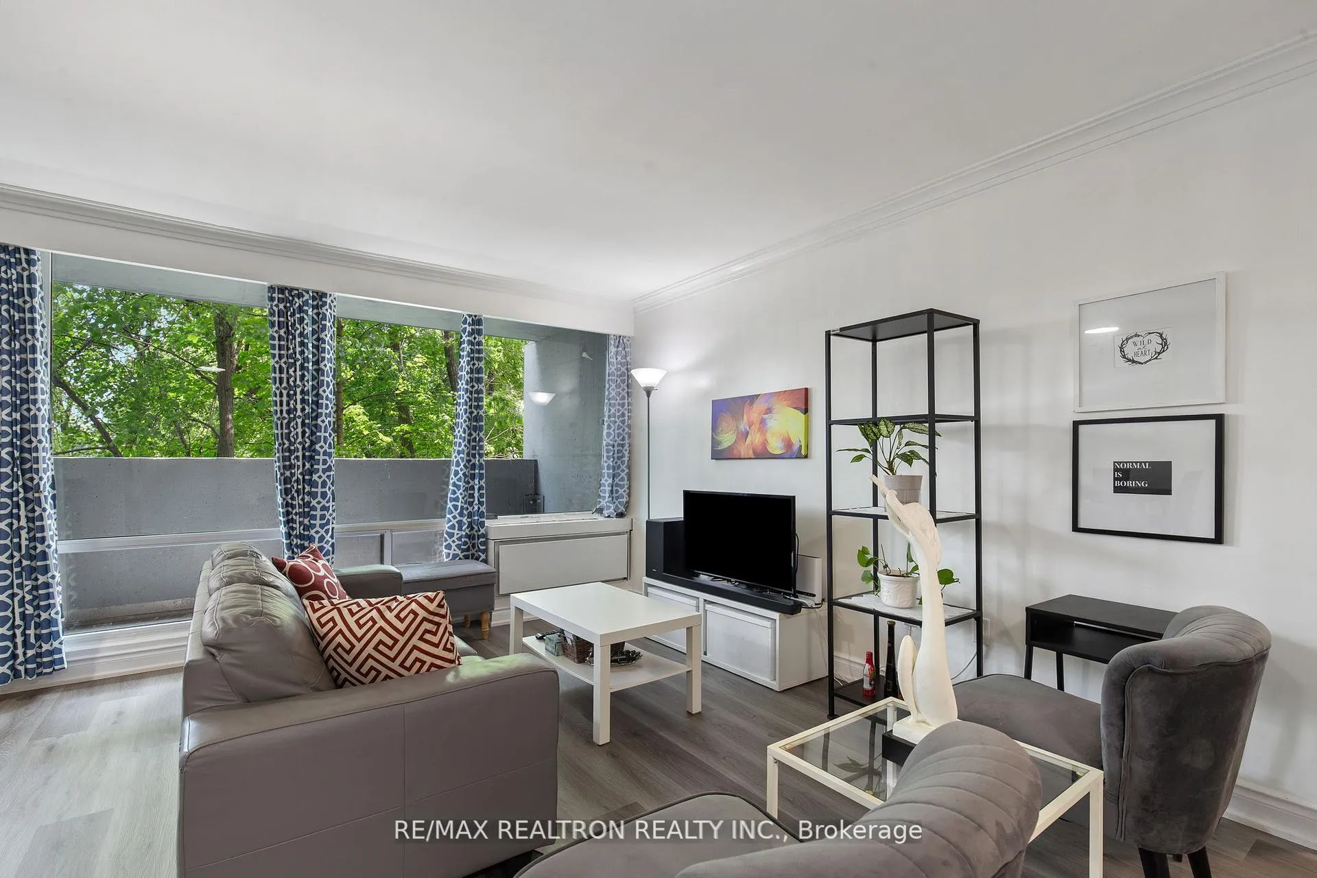 Photo 8 of Unit #205, 3555 Bathurst Street, Toronto, Bedford Park-Nortown — HOMEH