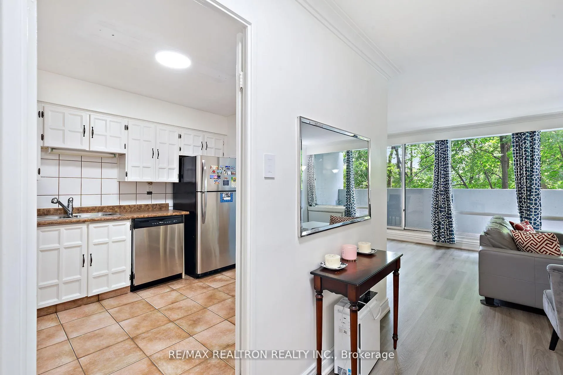 Photo 15 of Unit #205, 3555 Bathurst Street, Toronto, Bedford Park-Nortown — HOMEH