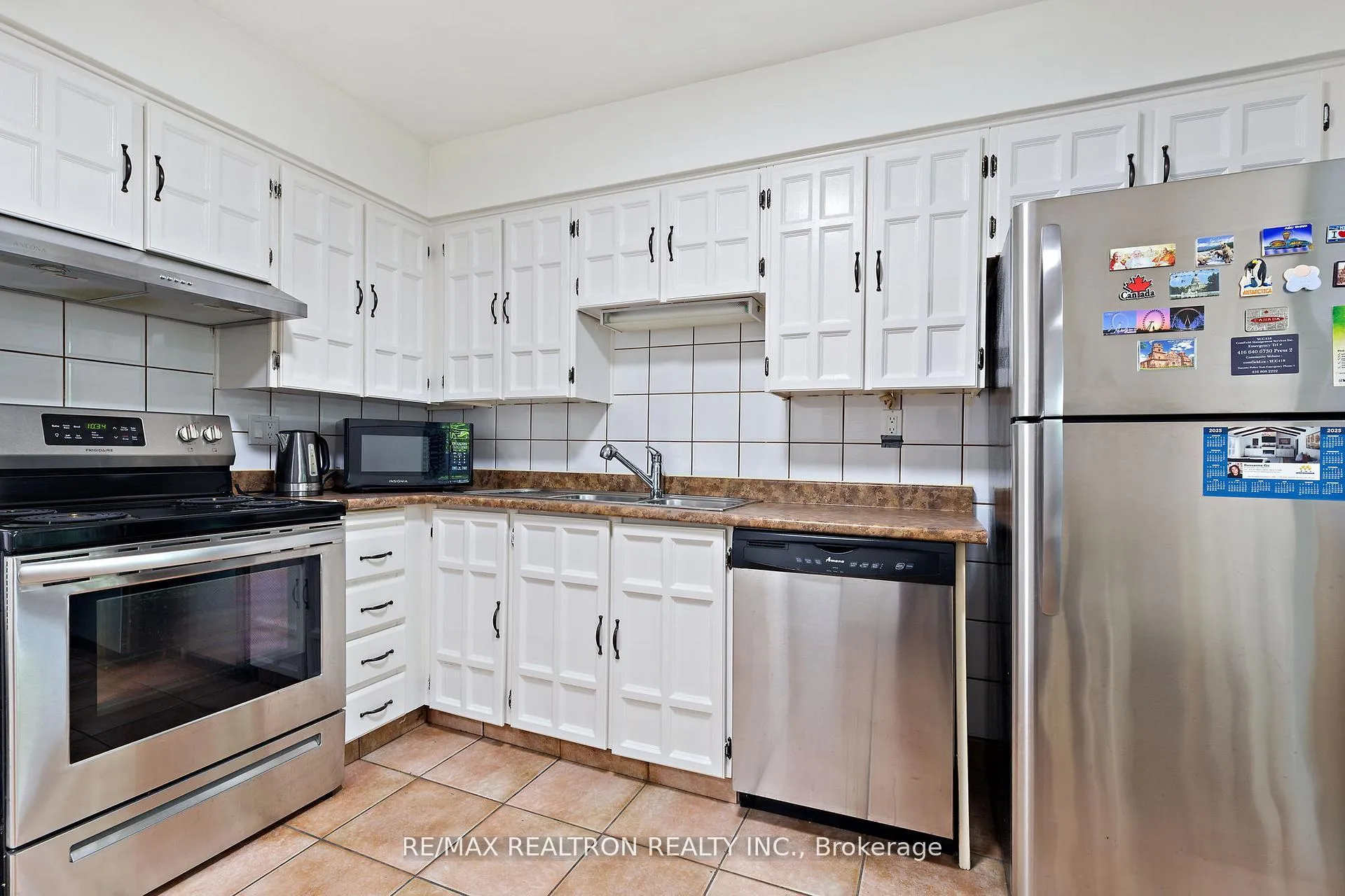 Photo 17 of Unit #205, 3555 Bathurst Street, Toronto, Bedford Park-Nortown — HOMEH
