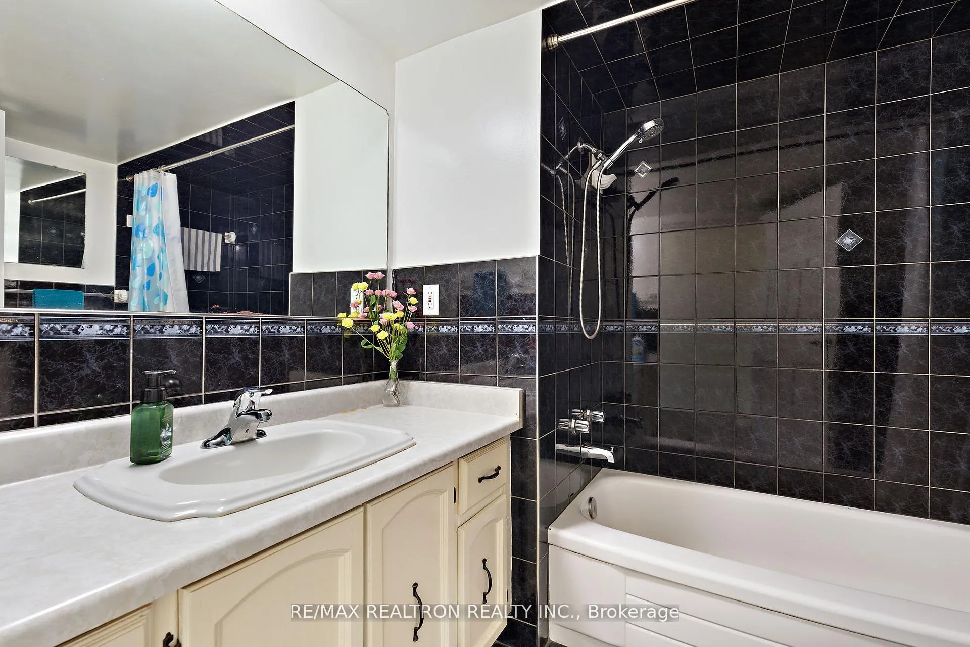 Photo 23 of Unit #205, 3555 Bathurst Street, Toronto, Bedford Park-Nortown — HOMEH