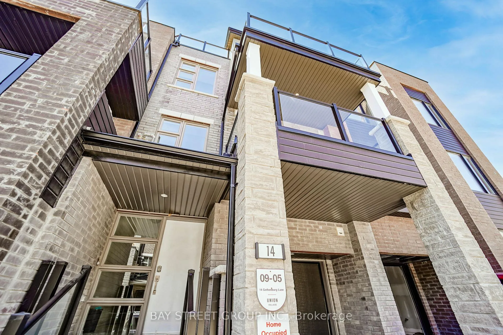 Photo 2 of 14 Gothenburg Lane, Markham, Angus Glen — HOMEH