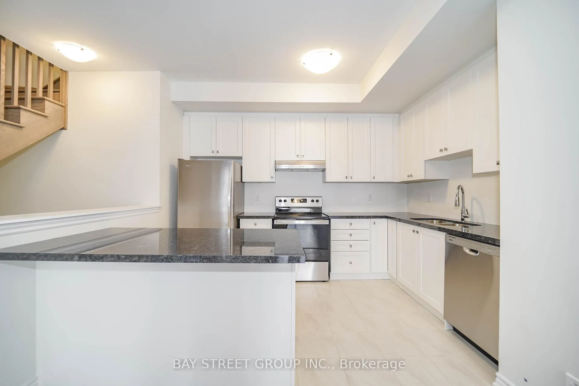 Photo 9 of 14 Gothenburg Lane, Markham, Angus Glen — HOMEH
