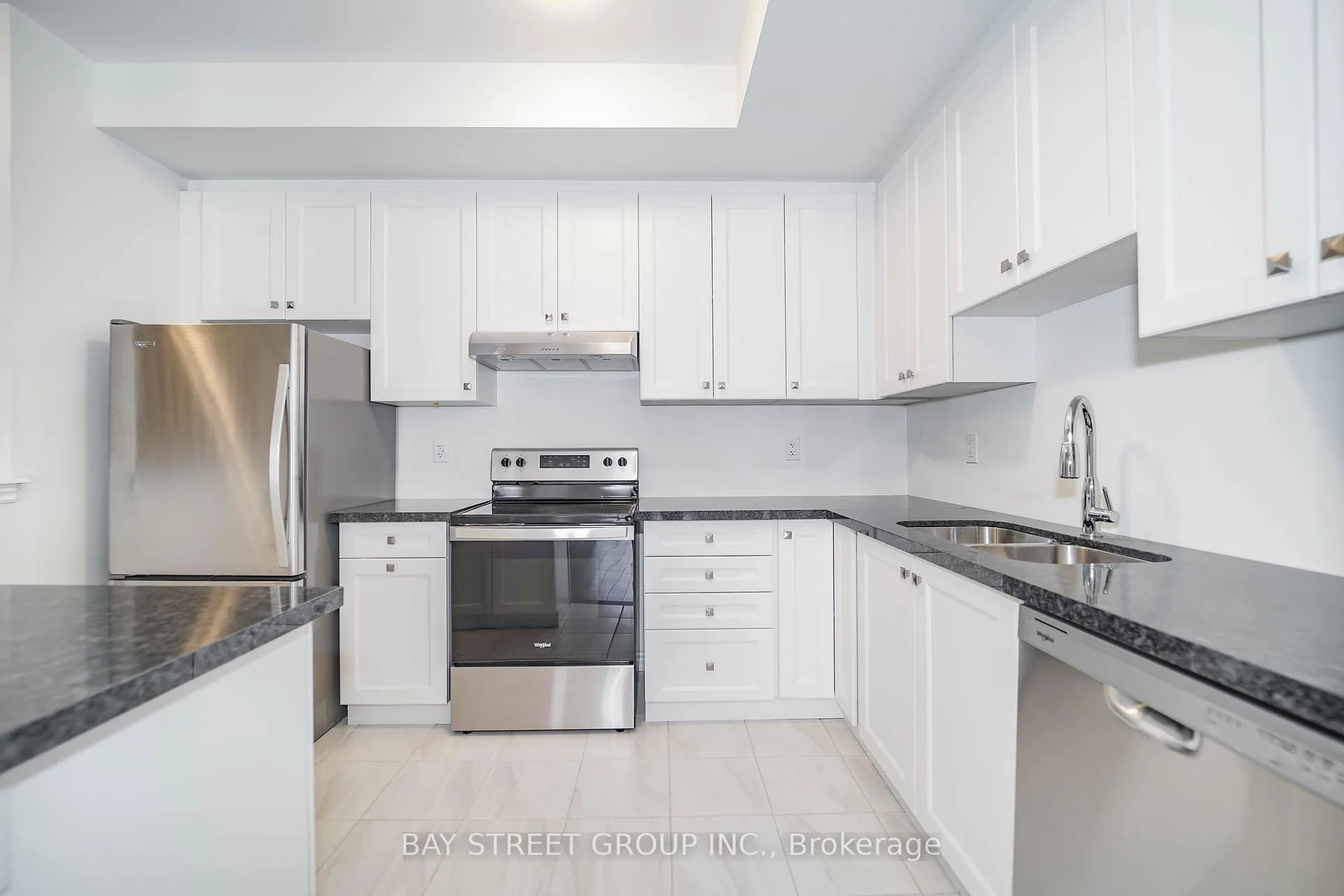 Photo 11 of 14 Gothenburg Lane, Markham, Angus Glen — HOMEH