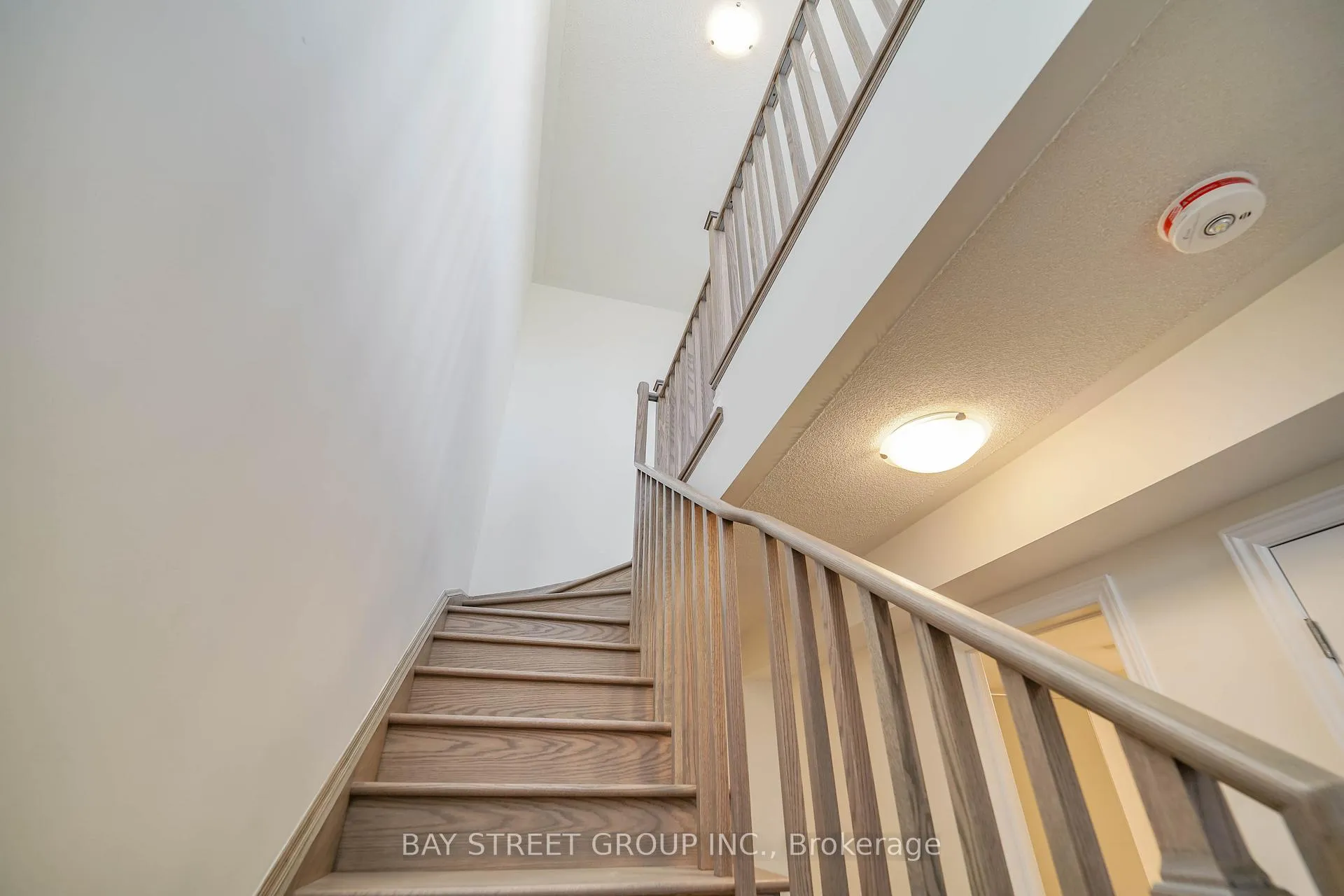 Photo 32 of 14 Gothenburg Lane, Markham, Angus Glen — HOMEH