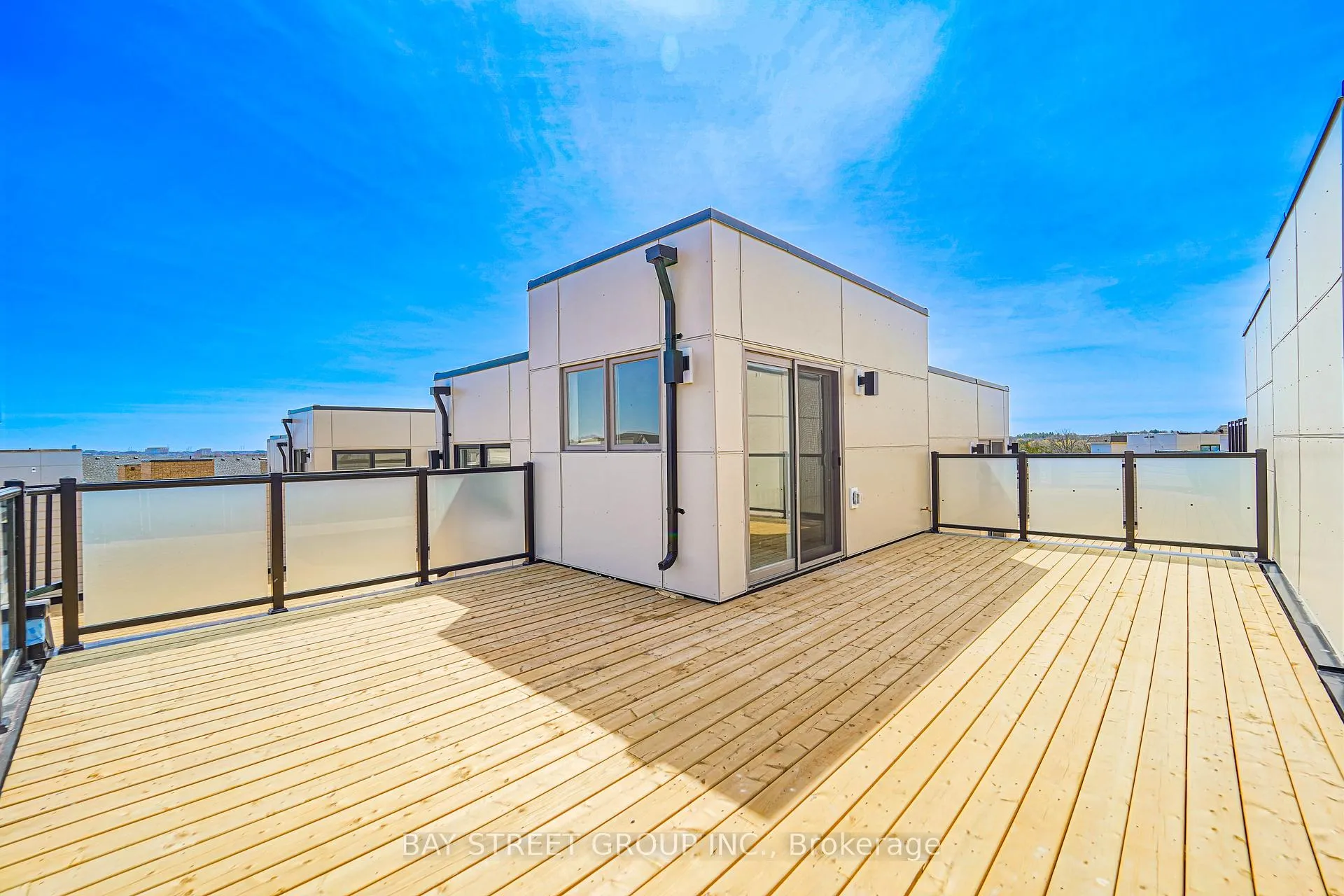 Photo 39 of 14 Gothenburg Lane, Markham, Angus Glen — HOMEH