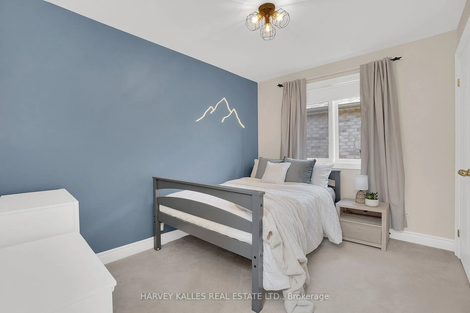 Photo 28 of 398 Bedford Park, Toronto, Bedford Park-Nortown — HOMEH