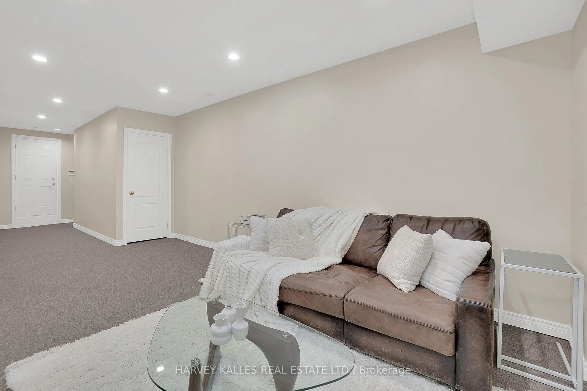 Photo 34 of 398 Bedford Park, Toronto, Bedford Park-Nortown — HOMEH