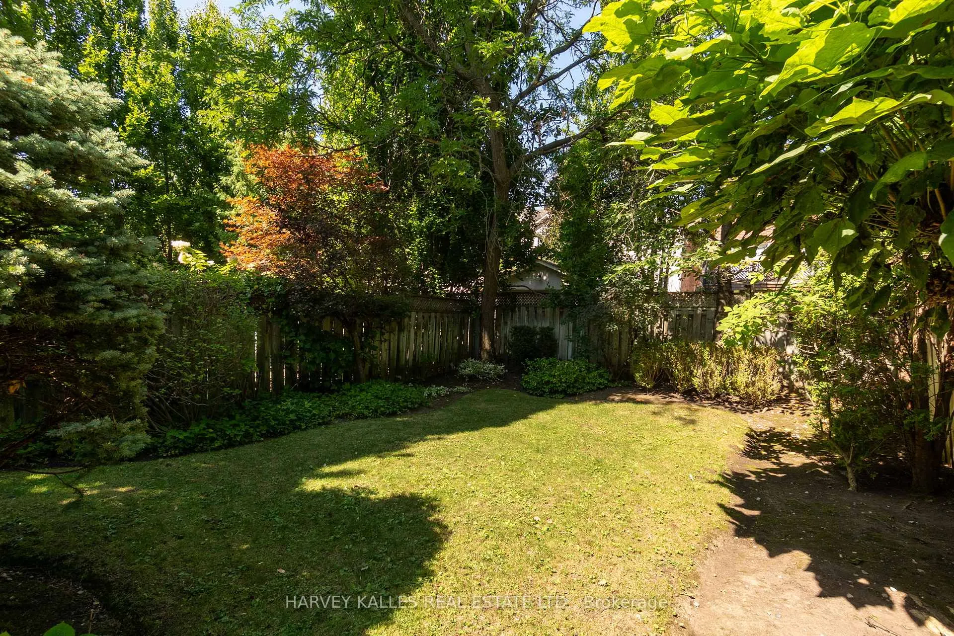 Photo 45 of 398 Bedford Park, Toronto, Bedford Park-Nortown — HOMEH