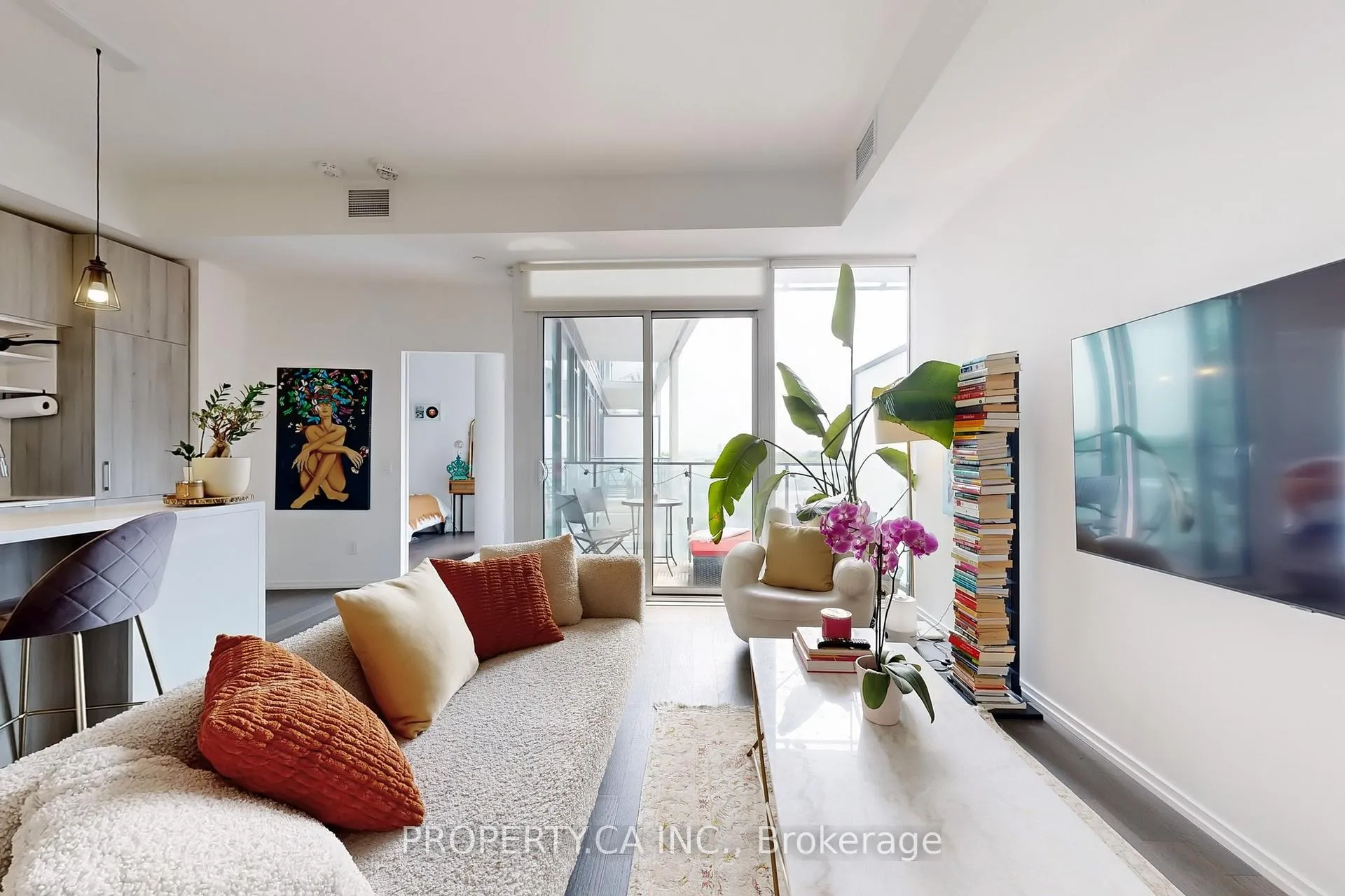 Front of Unit 1541, 5 Soudan Avenue