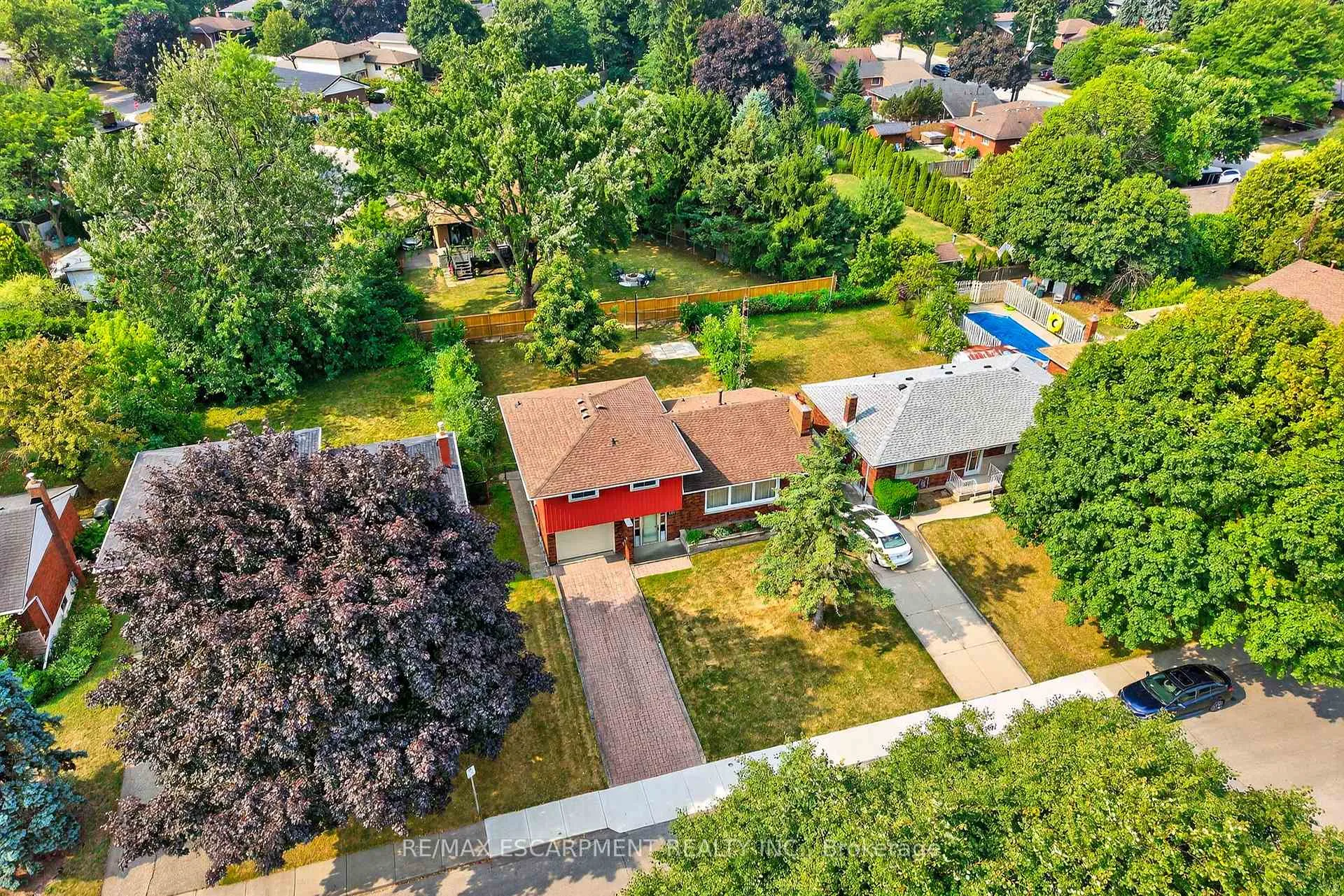 Photo 3 of 171 Bendamere Avenue, Hamilton, Buchanan — HOMEH