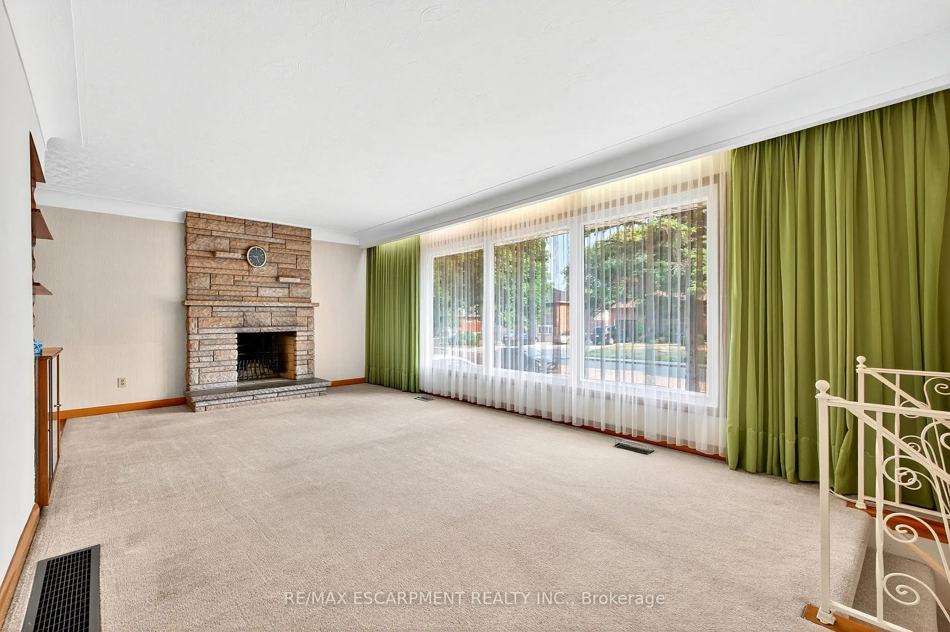 Photo 7 of 171 Bendamere Avenue, Hamilton, Buchanan — HOMEH