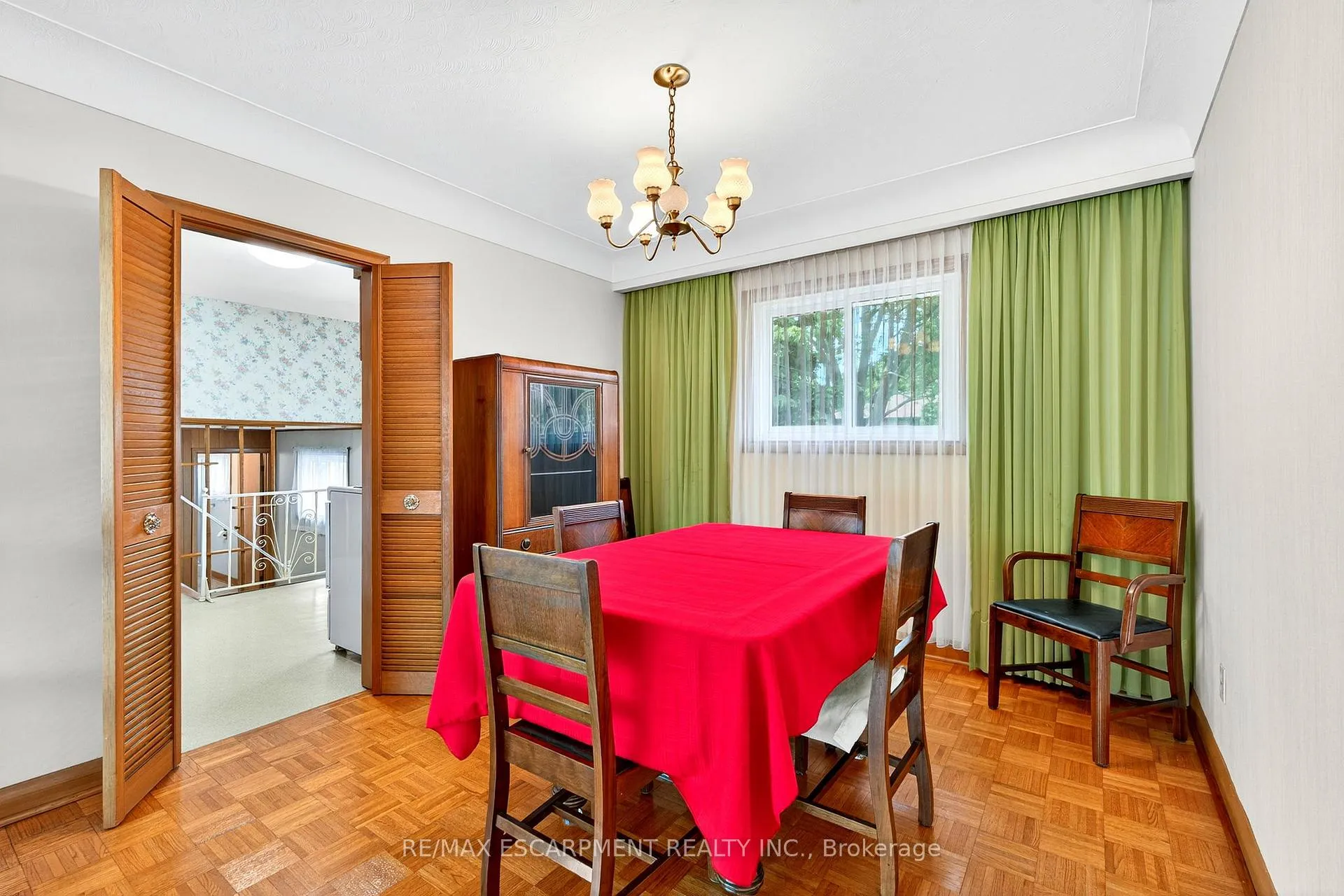 Photo 10 of 171 Bendamere Avenue, Hamilton, Buchanan — HOMEH