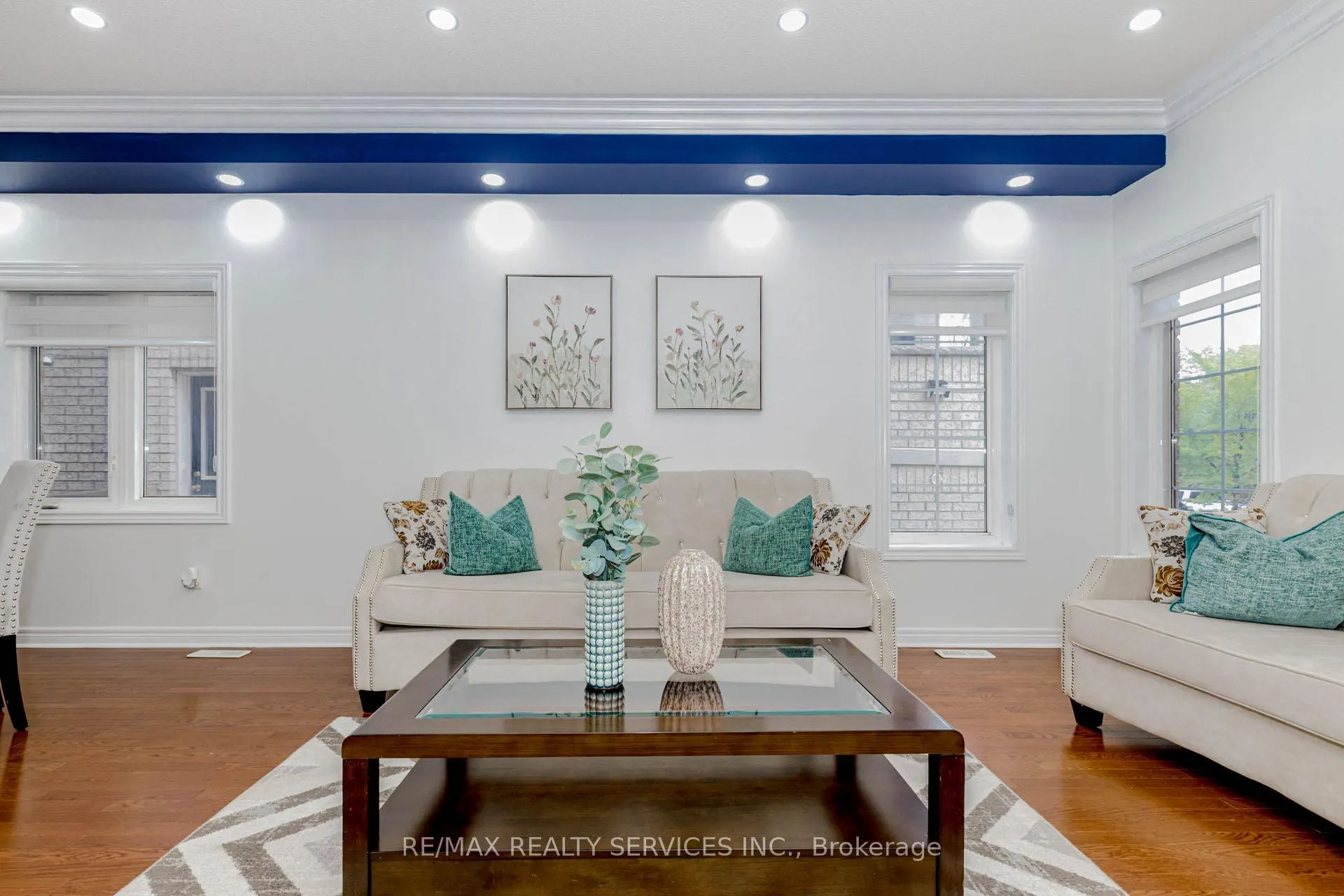 Photo 7 of 10 Cedarsprings Way, Brampton, Sandringham-Wellington — HOMEH