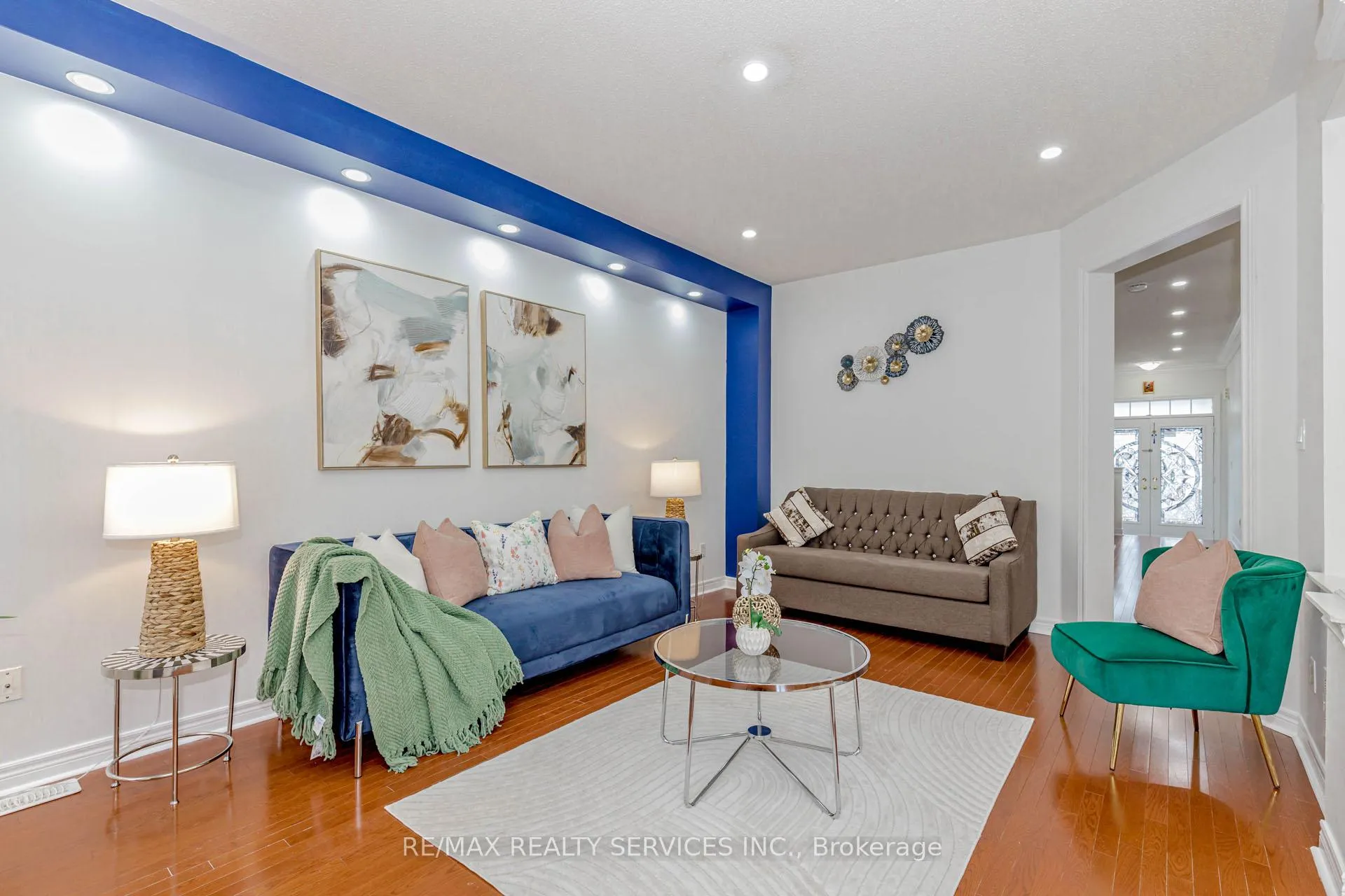 Photo 11 of 10 Cedarsprings Way, Brampton, Sandringham-Wellington — HOMEH