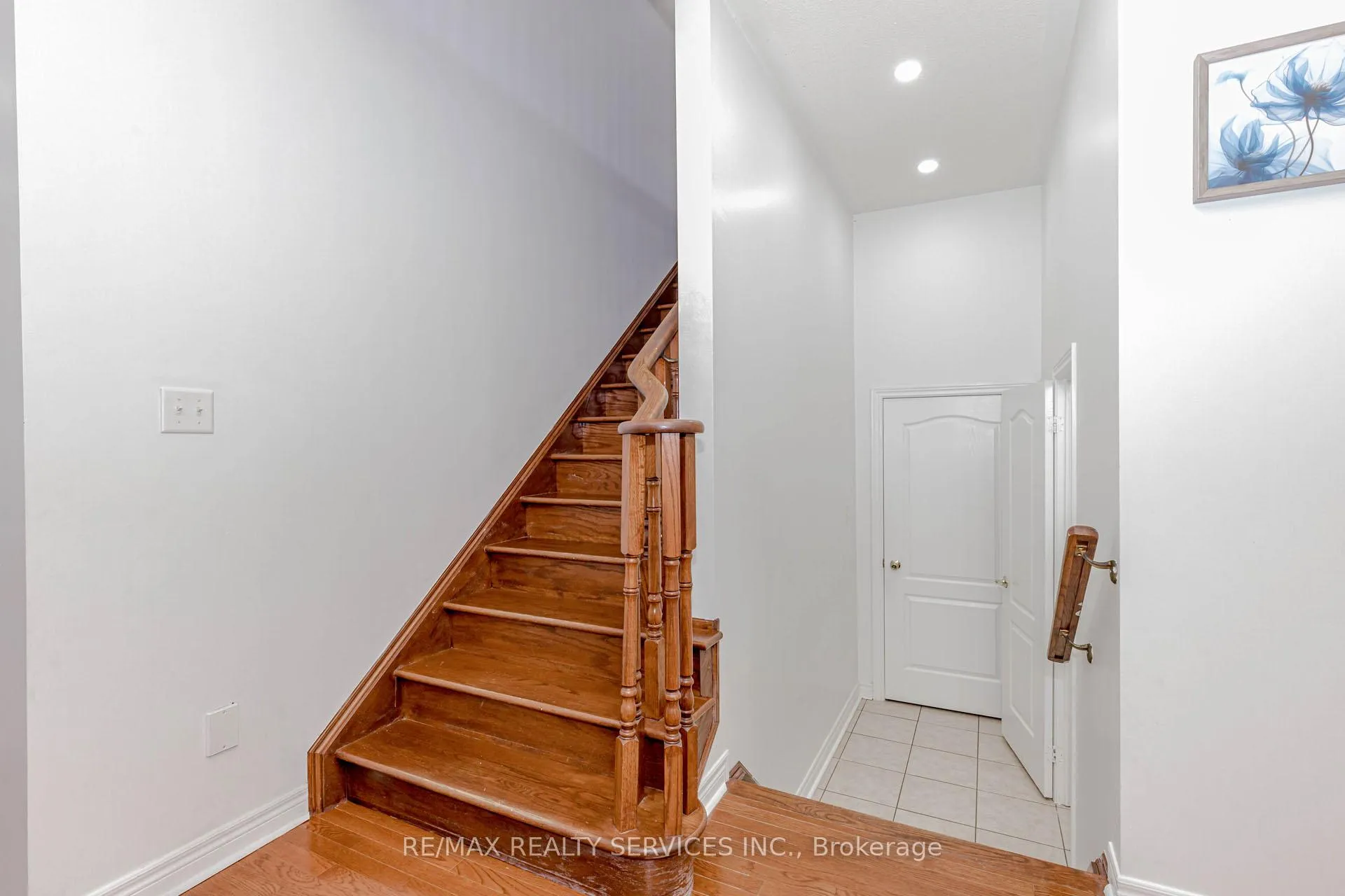 Photo 18 of 10 Cedarsprings Way, Brampton, Sandringham-Wellington — HOMEH