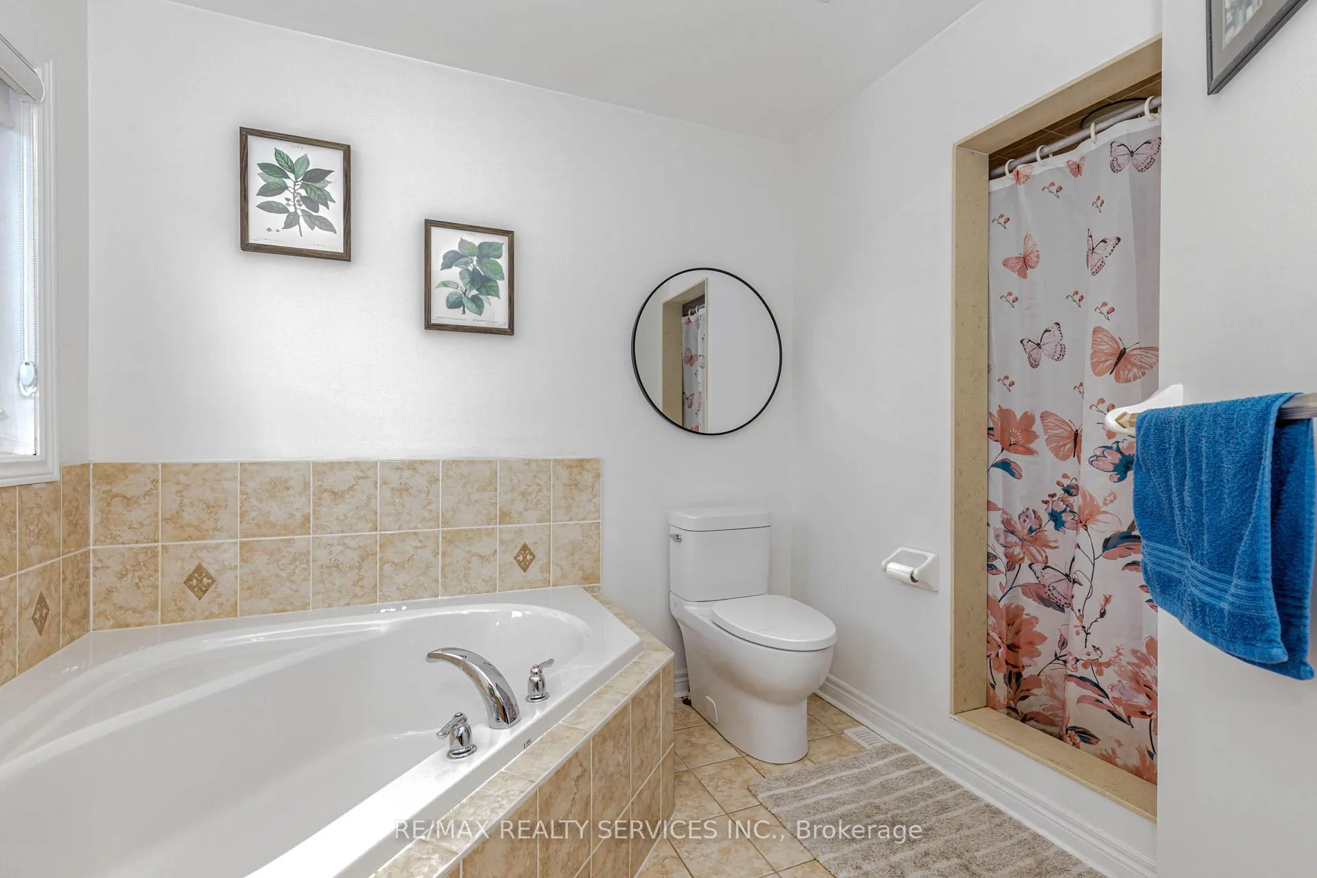 Photo 26 of 10 Cedarsprings Way, Brampton, Sandringham-Wellington — HOMEH